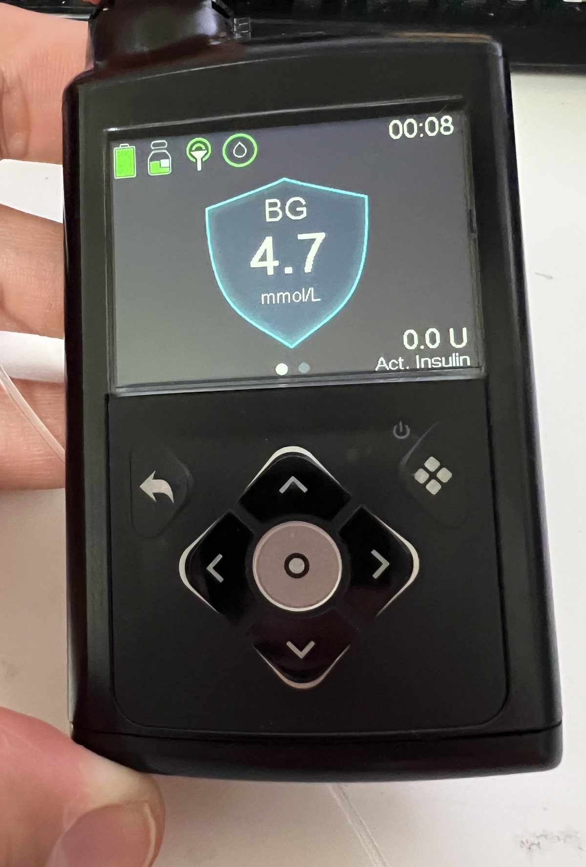 Replacement Medtronic insulin pump powered on after support arranged the loaner.
